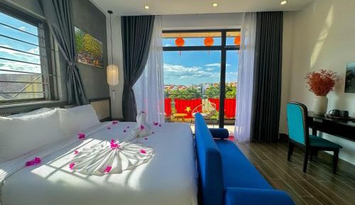 King Room with Lake View