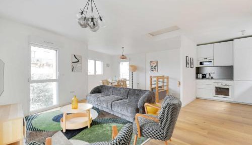 Three-Bedroom Apartment with View