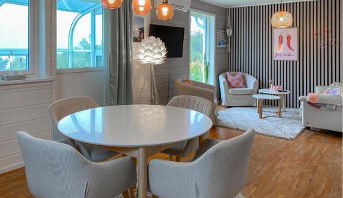 Three-Bedroom Holiday Home 