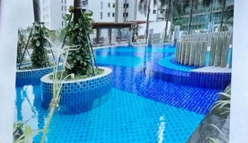 Two-Bedroom Apartment with Lake View