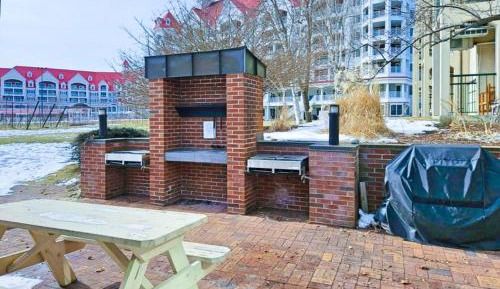 One Bedroom Apartment