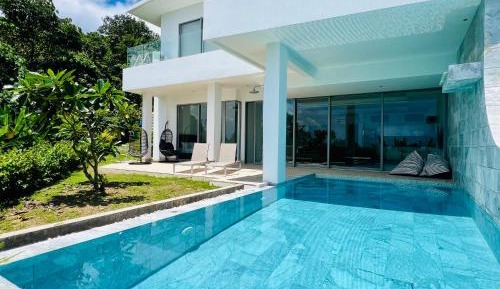 Three-Bedroom Apartment with Private Pool