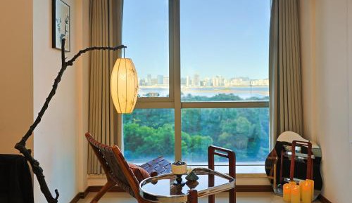 Two-Bedroom Apartment with Bay View