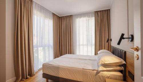 Two-Bedroom Deluxe Apartment