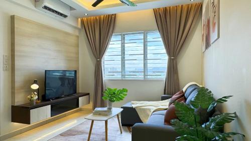 Three-Bedroom Apartment with View