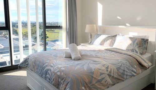 Two-Bedroom Apartment with City View