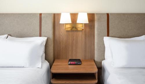 Standard Room with Two Queen Beds