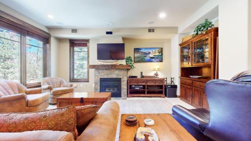Four-Bedroom Apartment