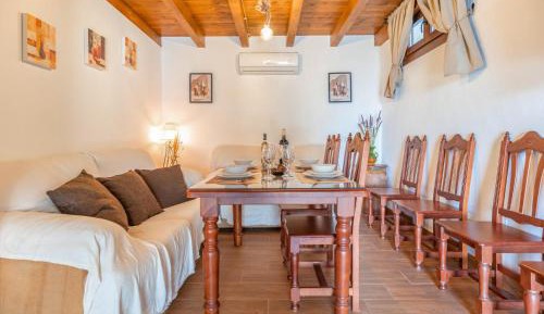 Four-Bedroom Holiday Home