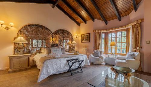 Queen Room with Spa Bath