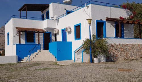 Studio (2 Adults)