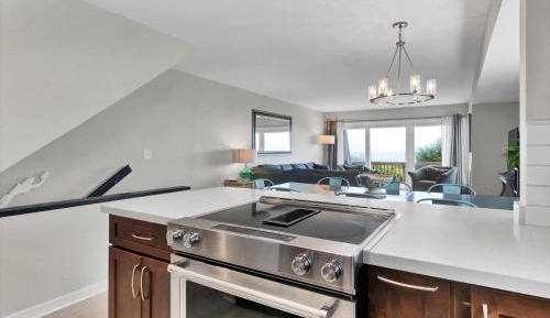 Three-Bedroom Holiday Home 