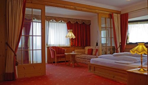 Suite with Garden View