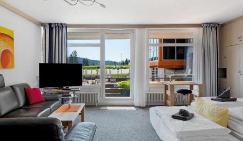 Superior One-Bedroom Apartment with Balcony