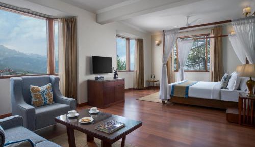 Suite with City View