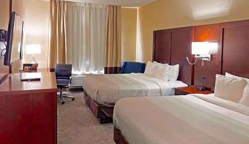 Queen Room with Two Queen Beds - Non-Smoking