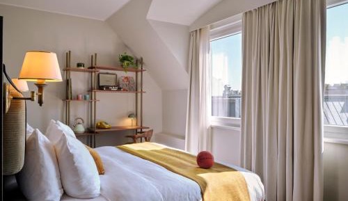 Large Room