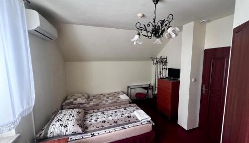 Basic Triple Room