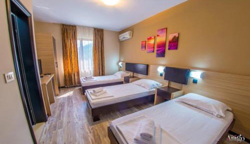 Basic Triple Room
