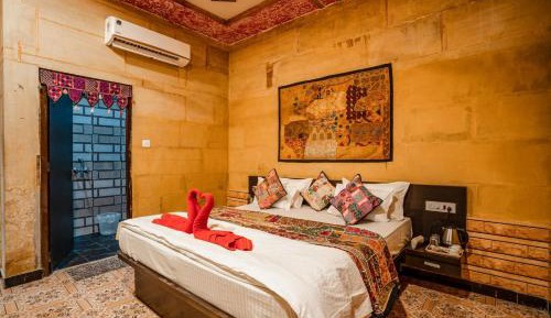 Deluxe Double Room with Castle View