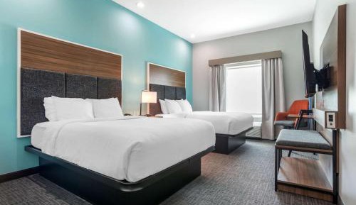 Standard Queen Room with Two Queen Beds - Non Smoking 