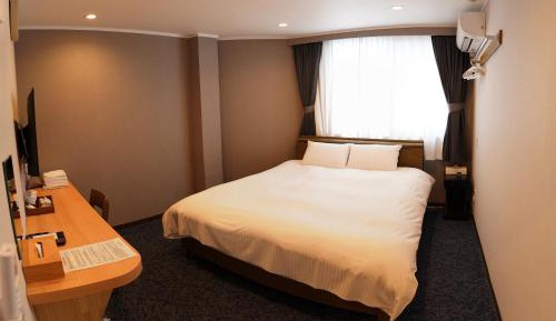 Double Room with Shared Toilet