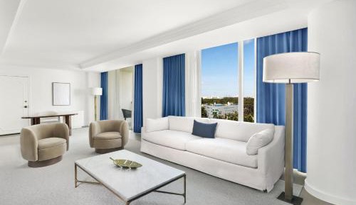 One-Bedroom Executive Suite - City View