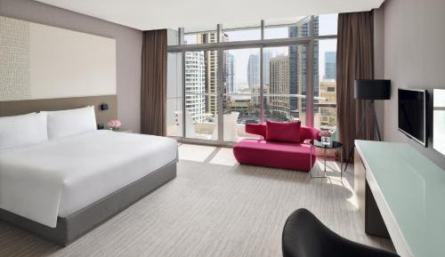 Premium King Room with Balcony and Marina View