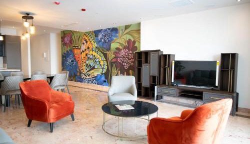 Two-Bedroom Apartment with Harbor View