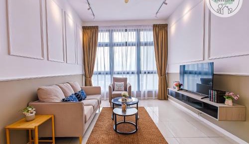 Three-Bedroom Apartment - High Floor