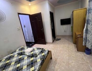 Large Single Room