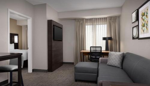 One-Bedroom Queen Suite with Sofa Bed