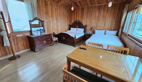 Large Double Room