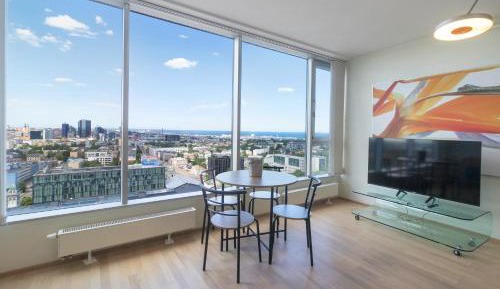 One-Bedroom Apartment with Sea View