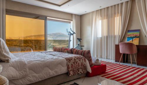 Apartment with View and Balcony