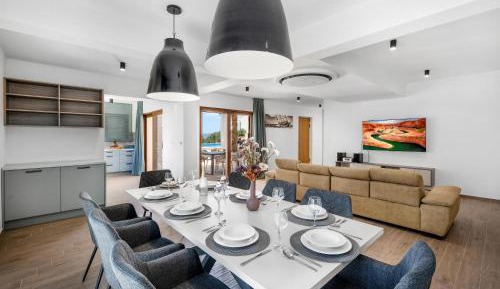 Four-Bedroom Holiday Home