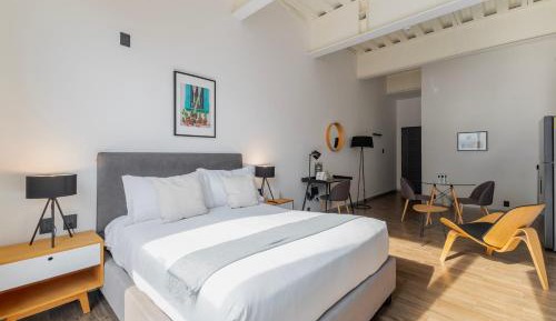 Signature Apartment
