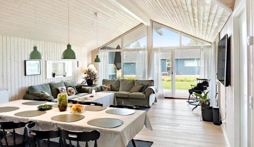 Four-Bedroom Holiday Home