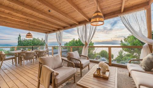 Villa with Sea View