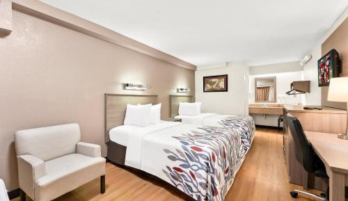 Deluxe Room with Two Double Beds Smoke Free