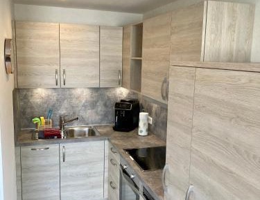 One-Bedroom Apartment - Non-Smoking
