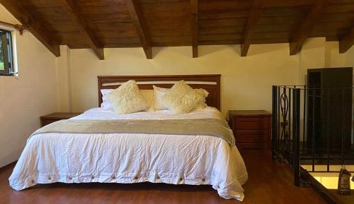 King Room with Mountain View