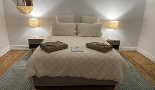 Queen Room with Shared Bathroom