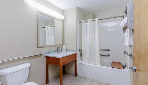 King Room - Disability Access