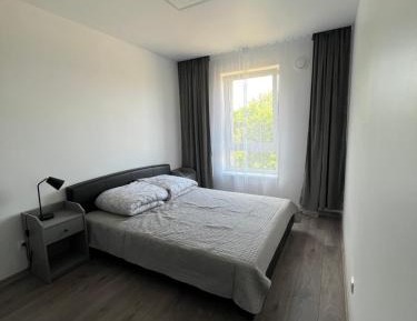 Studio Apartment with One Double Bed