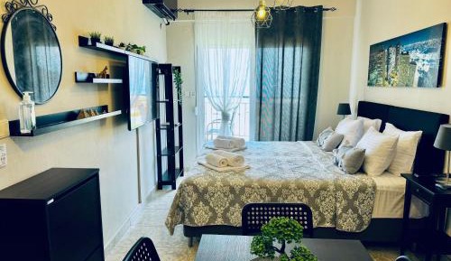 Deluxe Suite with Sea View