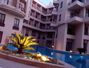Deluxe Double Room (1 adult + 2 children)