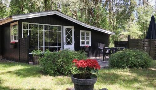 One-Bedroom Holiday Home