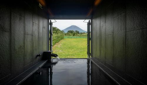 Family Room with Mountain View