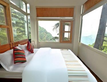 Panoramic Cabin